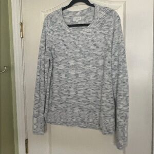 Lou & Grey Textured Knit Top in Blue and White
